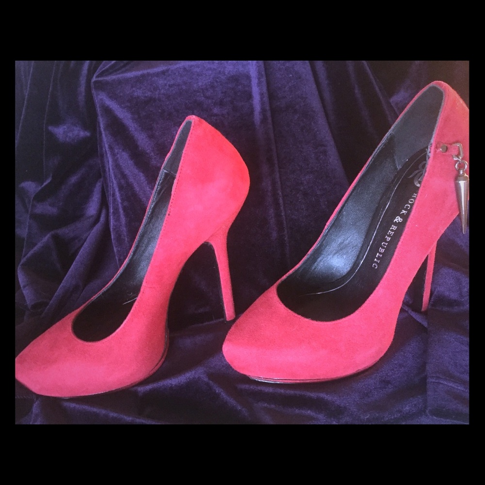 Rock & Republic stilleto shoes